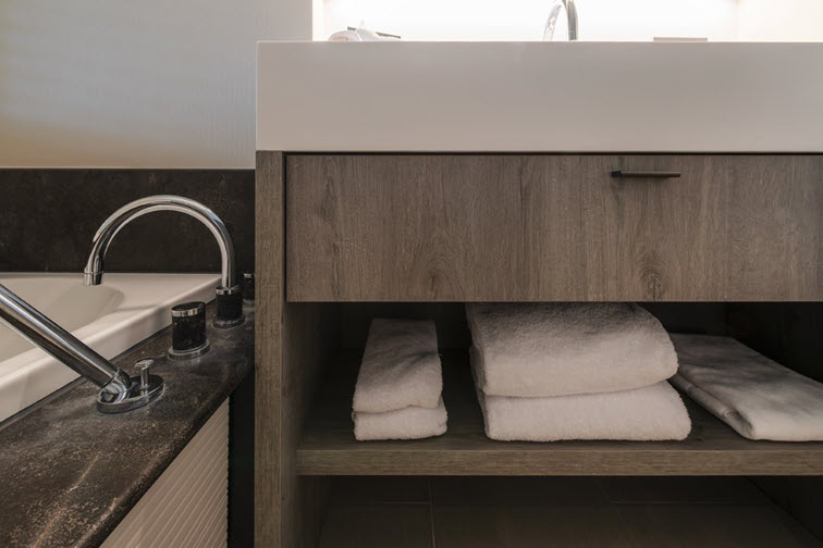 HPL, melamine en clicwall in hotel 'La Réserve' in Knokke